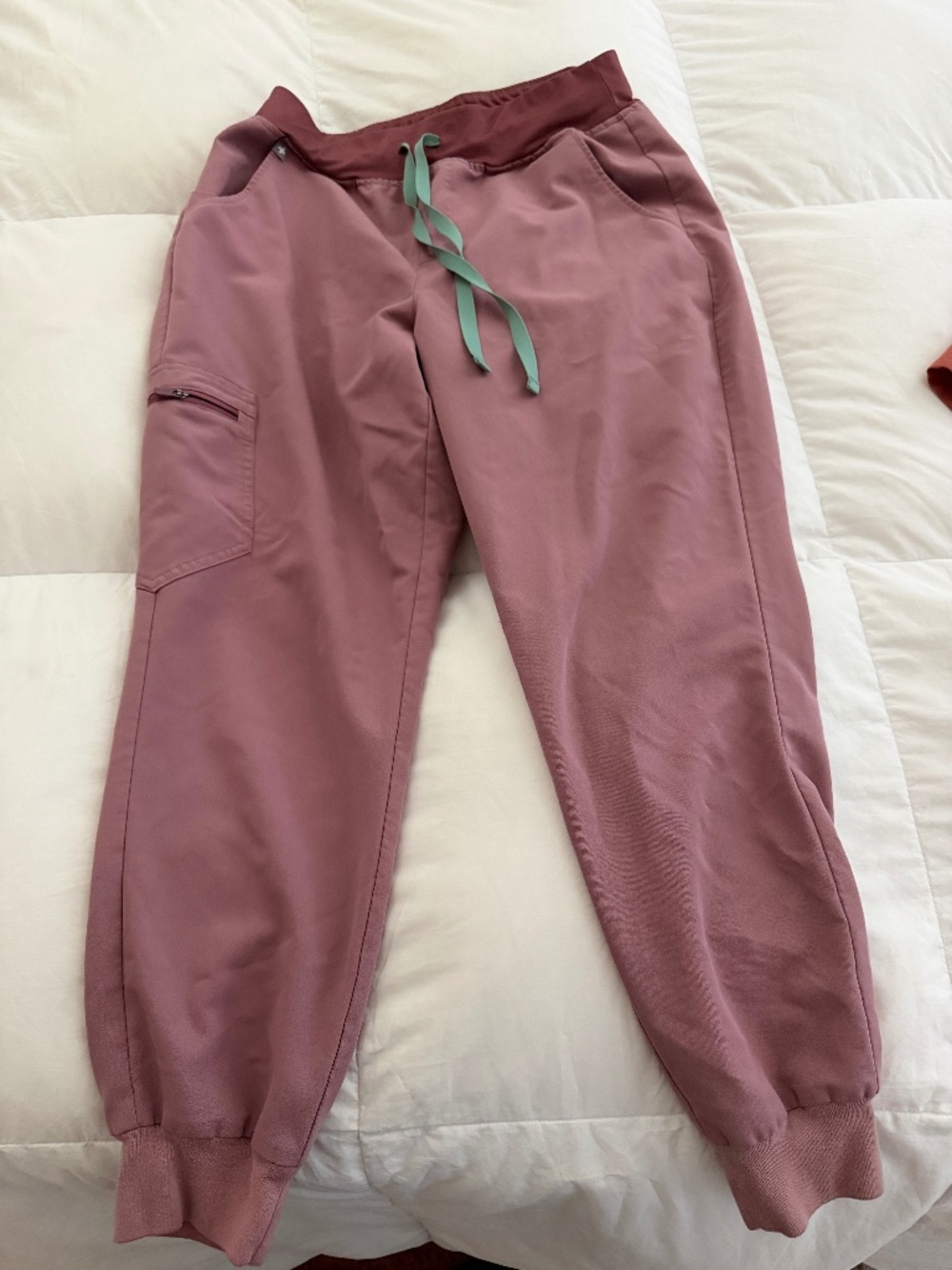 Figs scrub joggers